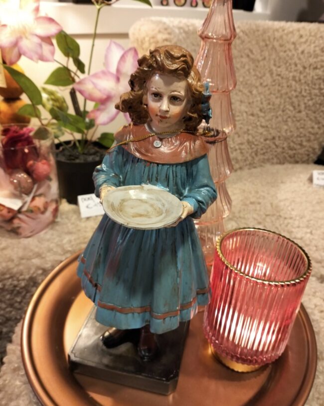 Clayre & Eef – Decoratief beeld vrouw – blauw/beige – Kunststof – 15x14x31 cm