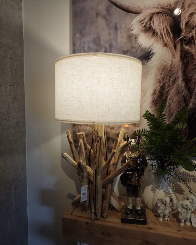 Drijfhouten Tafellamp met Katoenen Kap – H56,5 cm x Ø30 cm