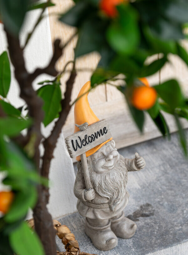 J-Line - Kabouter Welcome - kunsthars - multi- 35,5cm - Assortiment van 2 Prijs per stuk