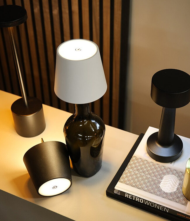 countryfield - Lamp touch met flessenkurk LED Lux zwart – L10,5 x B10,5 x H13 cm