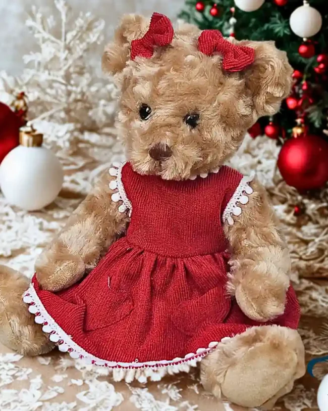 Beer meisje Lucille - jurkje rood met hartjeszakken - 30 cm - La Galleria