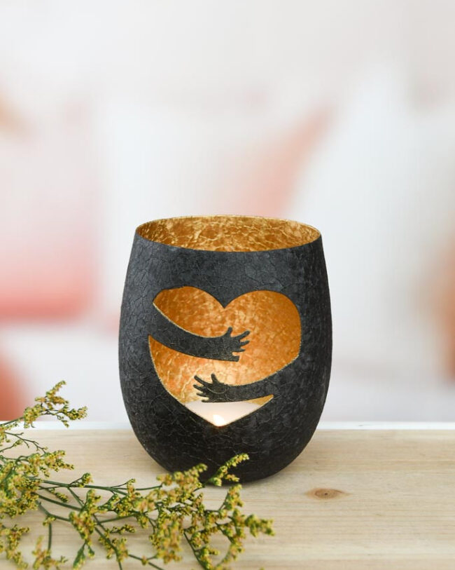 decoratief - Theelichthouder Embracing Love - Zwart/Goud - Metaal - 10×10×11 cm