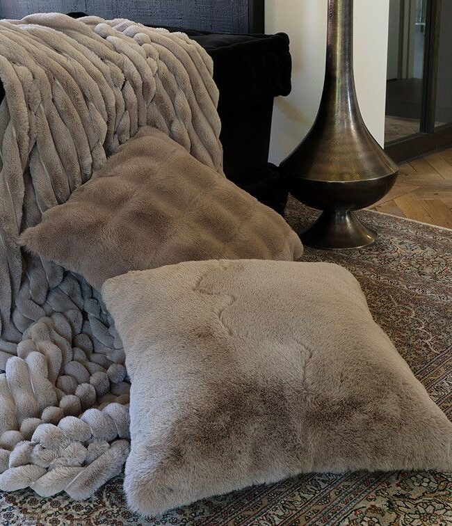 Kussen - countryfield - Imitatiebont Cosy Blanca - grijs/taupe - 45 x 45 x 12 cm