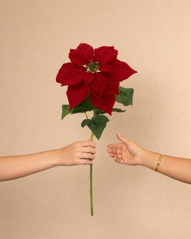 kunstbloem - kerstroos - kunststof - rood - H 70 cm