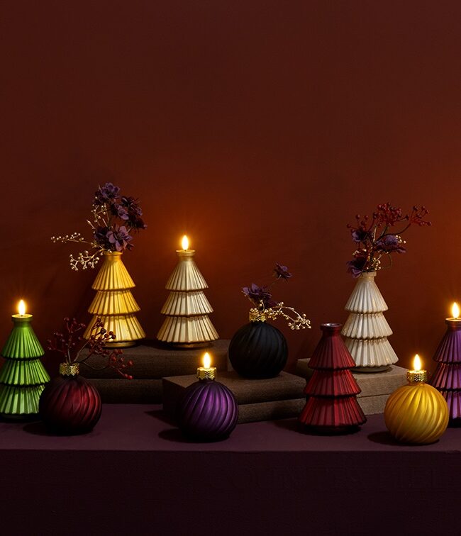 LED Kaars Kerstbal Stripe – Countryfield - glas - paars - middel - Ø 12,5 x 15,5 cm