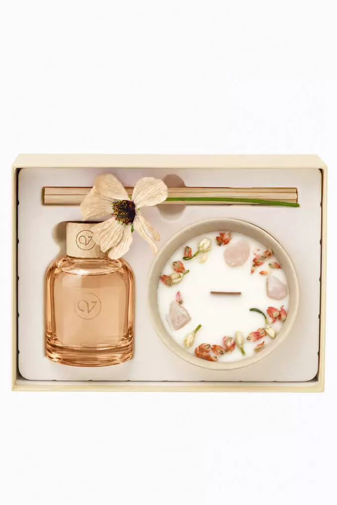 Cadeaubox "petit malibu" - L'envie de valentine - geurstokjes 150 ml + geurkaars 250 gr